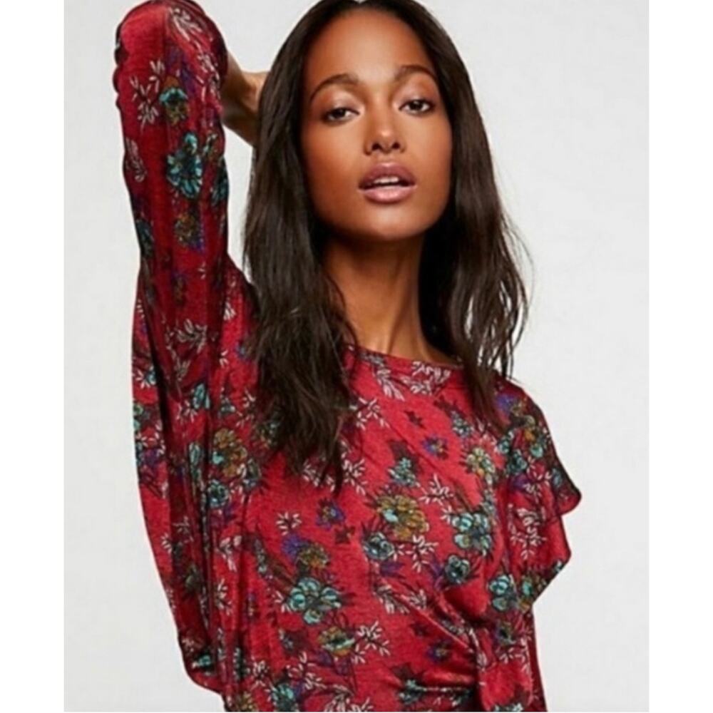 Free People Dock Street Blouse XS Red Floral Boho Ruffle Slouchy Top - Picture 2 of 9